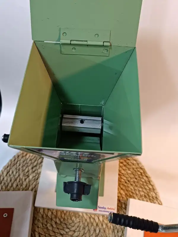 İnterbag Klass Kollu Fındık Kıracağı