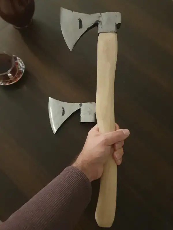 Kamp Baltası İkili Set – 37cm Survival ve 52cm Odun Yarma Baltası – Dövme Çelik Outdoor Seti