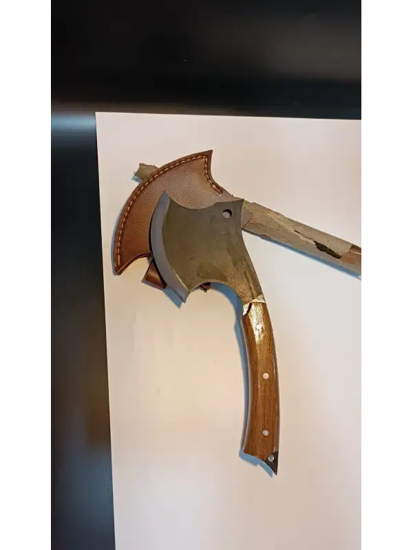 Kamp Baltası Makasa Çeliği