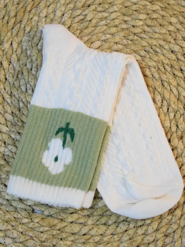 Çiçek Desenli Kadın Çorabı