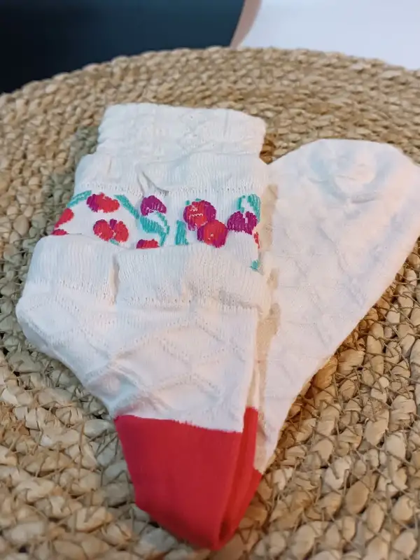 Lale Desenli Kadın Çorabı