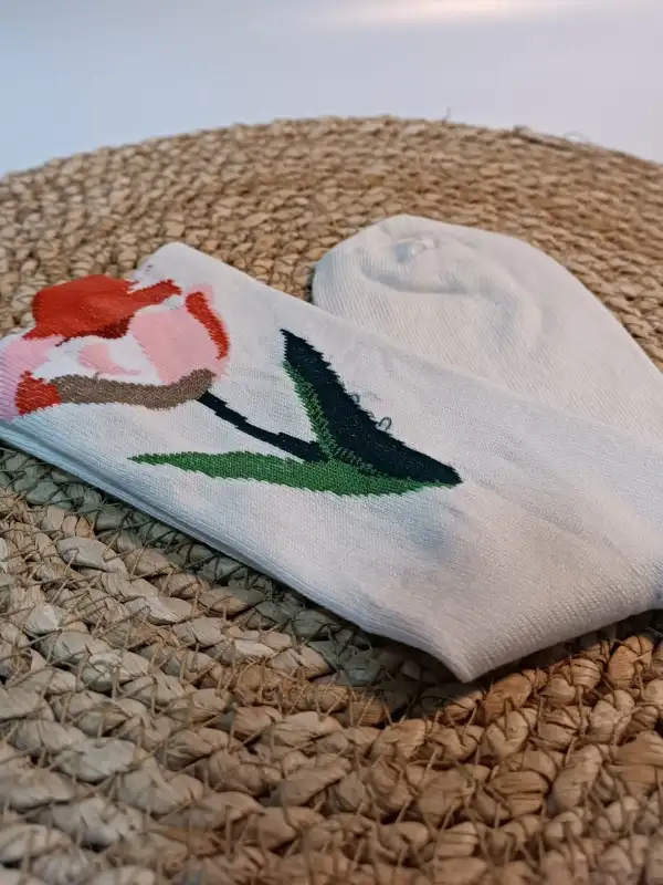 Lale Desenli Kadın Çorabı