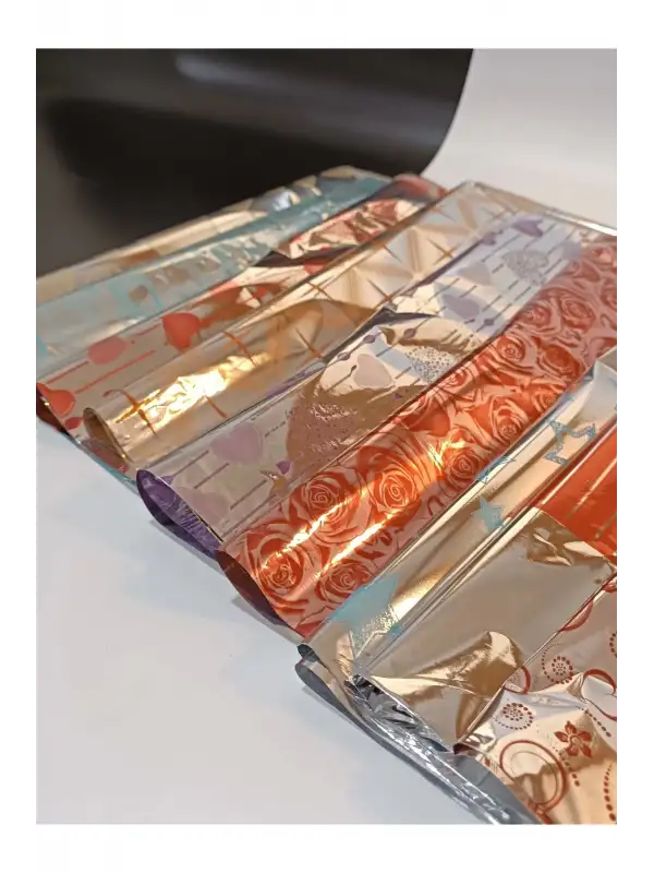 Metalize Hediye Paketi Bantlı Yapışkanlı 40x60 cm 100 Adet