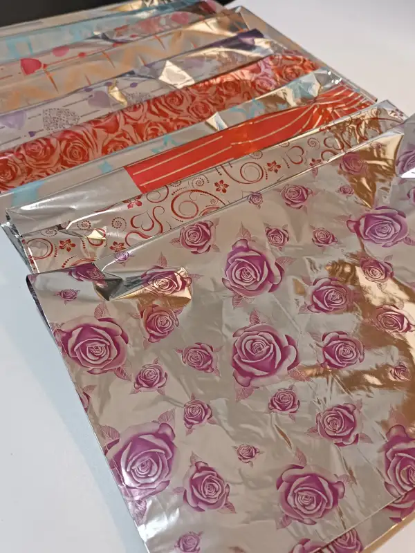 Metalize Hediye Paketi Bantlı Yapışkanlı 40x60 cm 25 Adet