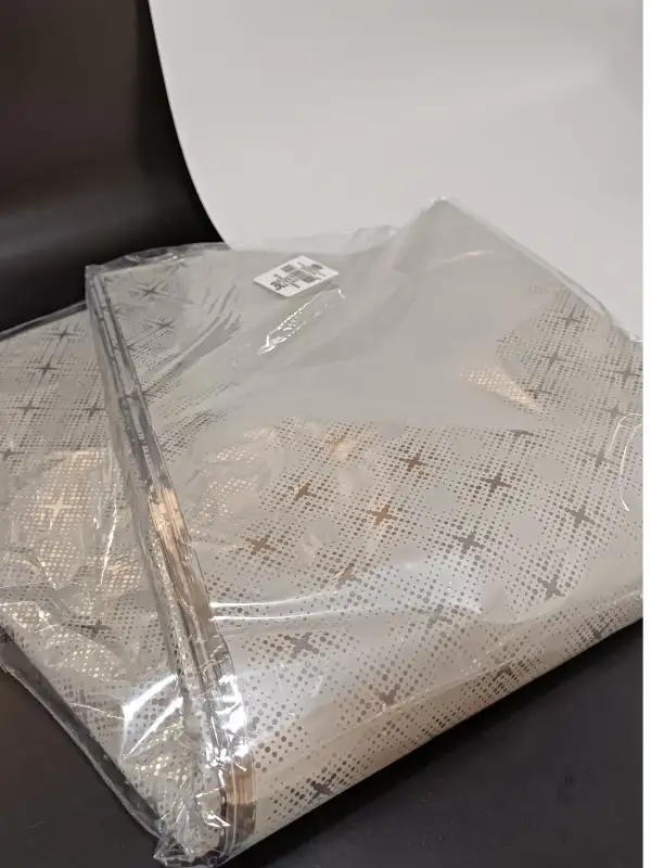 Metalize Hediye Paketi Bantlı Yapışkanlı 70x100cm 25 Adet