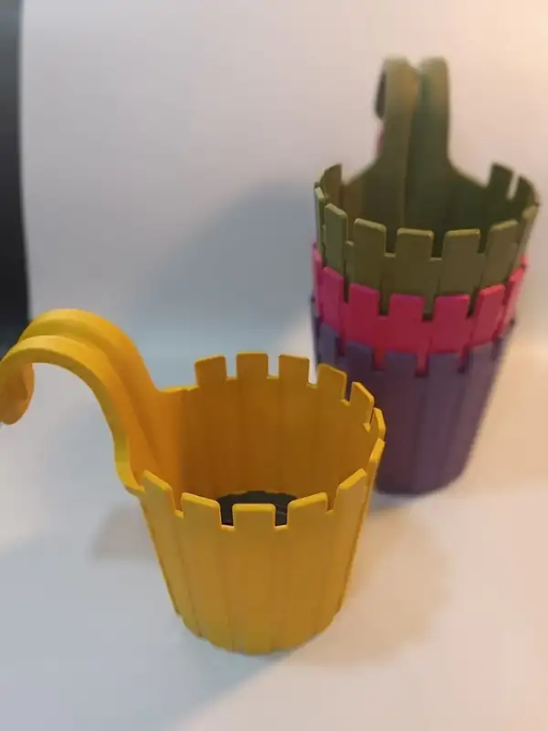 Poliwork Akasya Balkon Saksı Dörtlü Kolay Askı 30 Çok Renkli 1,5 Lt