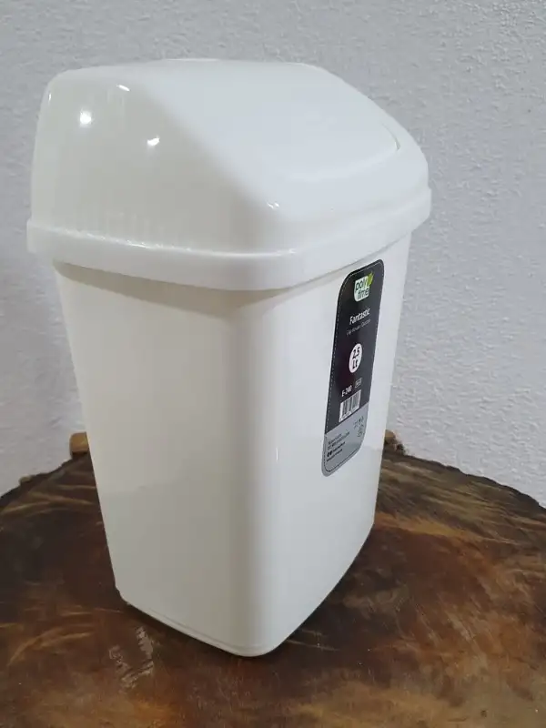 Polytime Fantastik Çöp Kovası 2,5 Litre Beyaz