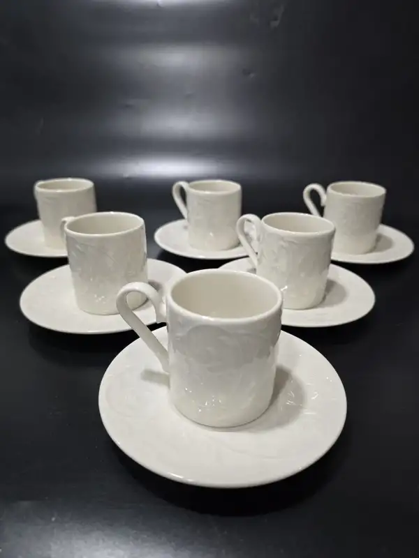 Farika Porselen Bahar 12 Parça 6 Kişilik Yalın Porselen Kahve Fincanı Takımı