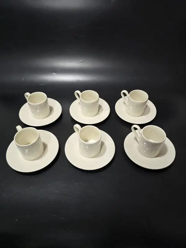 Farika Porselen Bahar 12 Parça 6 Kişilik Yalın Porselen Kahve Fincanı Takımı