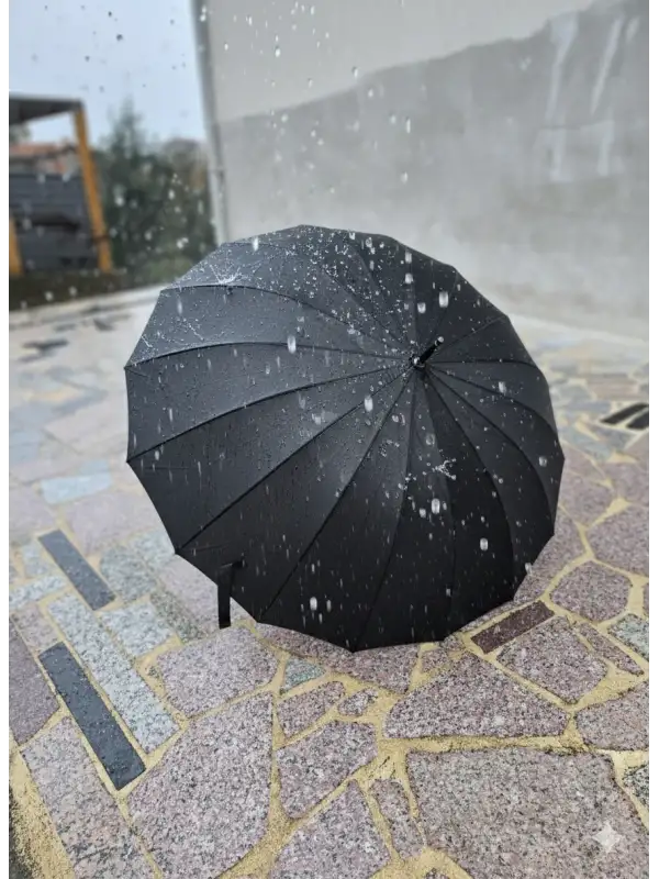 Siyah Fiber Baston Rüzgarda Kırılmayan Şemsiye 16 Telli Çap 130cm
