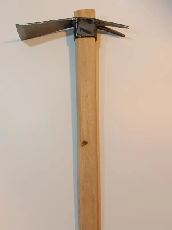 Sürmene Makas Çeliği Çatallı Kazma Bahçe Tarla Hobi 45cm