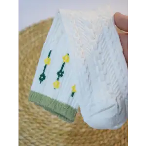 Çiçek Desenli Kadın Çorabı