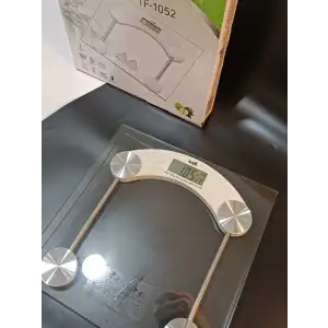 Techfit TF-1052 Dijital Cam Baskül Kare LCD Ekran