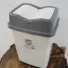 Violet Kelebek Çöp Kovası 5 Lt Beyaz
