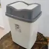Violet Kelebek Çöp Kovası 5 Lt Beyaz