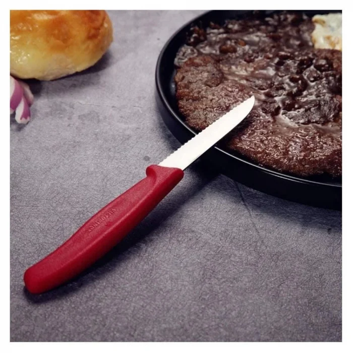 Victorinox 6.7431 8cm Kırmızı Tırtıklı Soyma Bıçağı