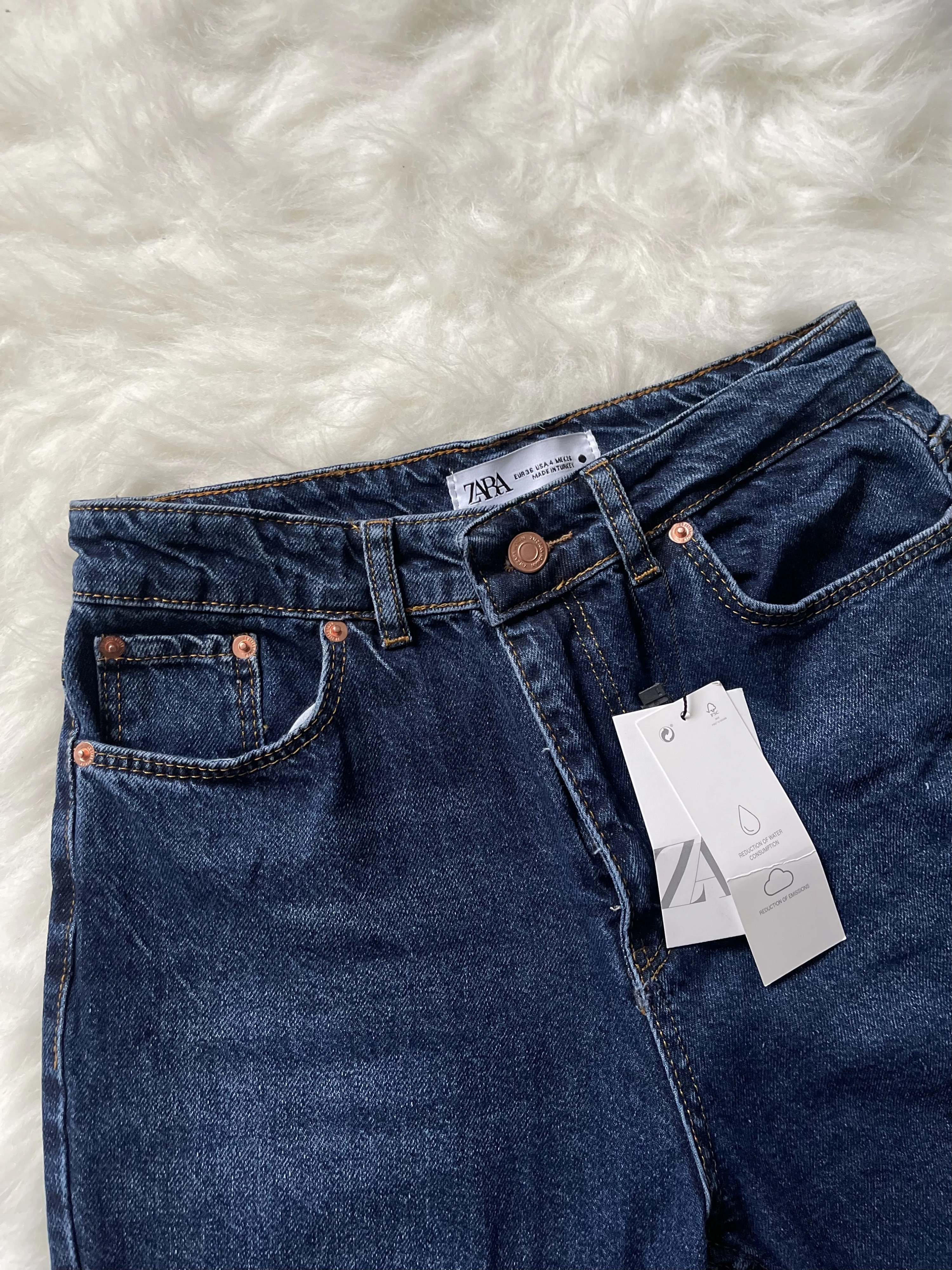 ZR Straight Leg Jeans