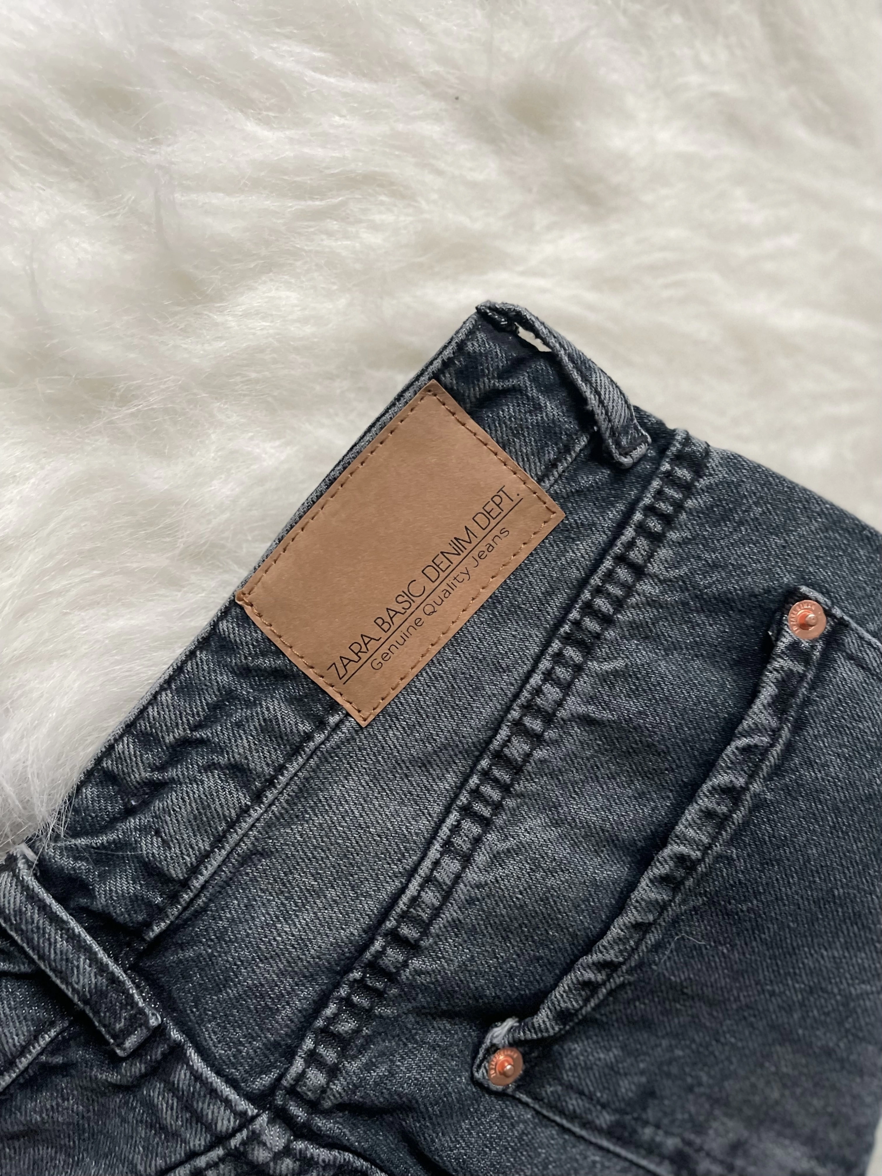 ZR Straight Leg Jeans