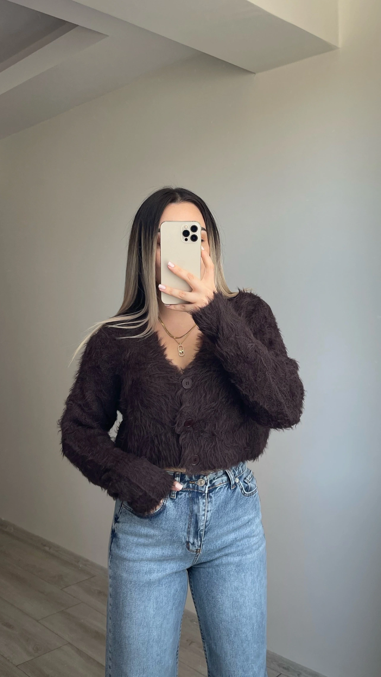 Sakallı Crop Kazak Acı Kahve