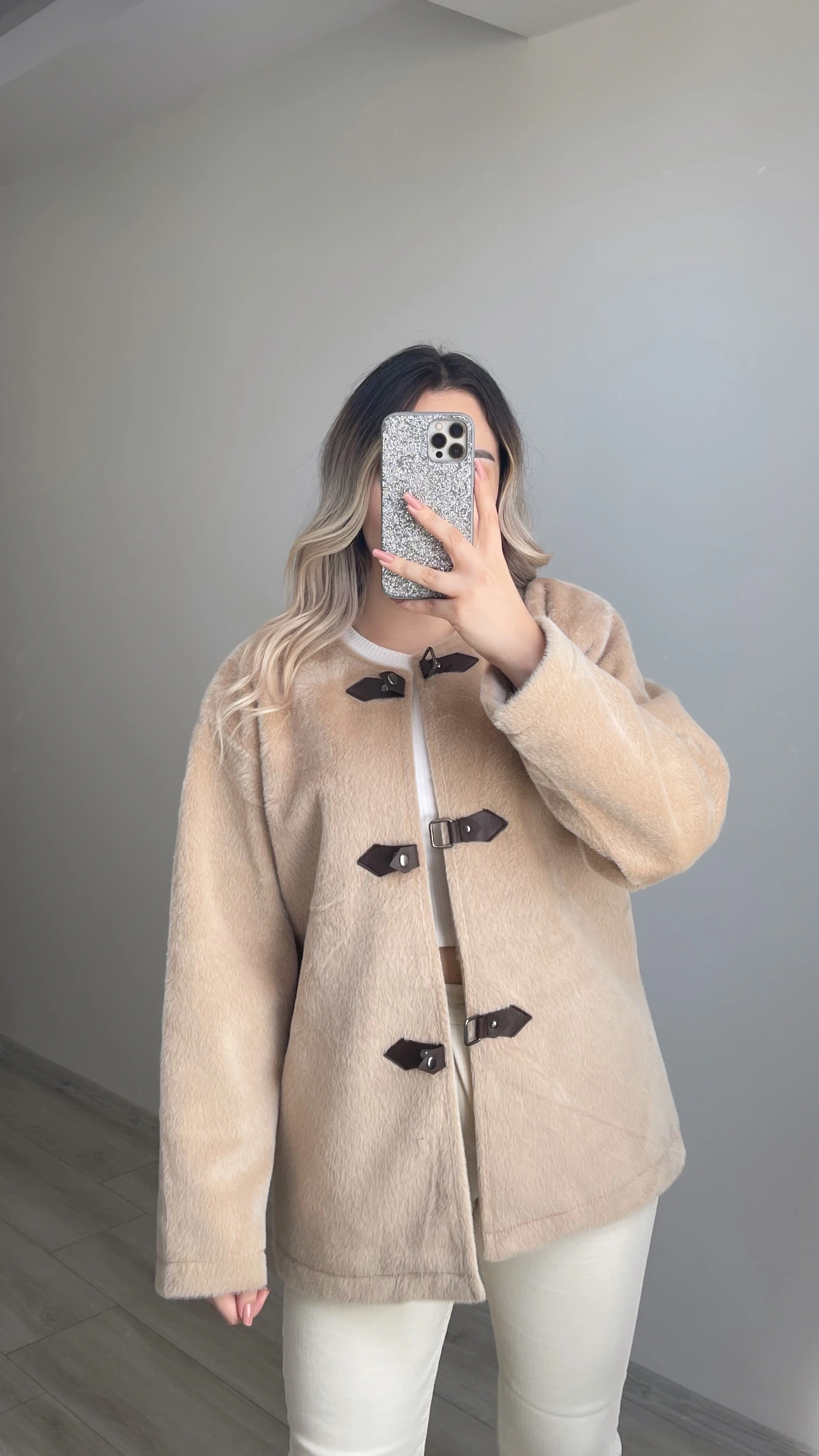 ZR Model Bej Rengi Peluş Ceket