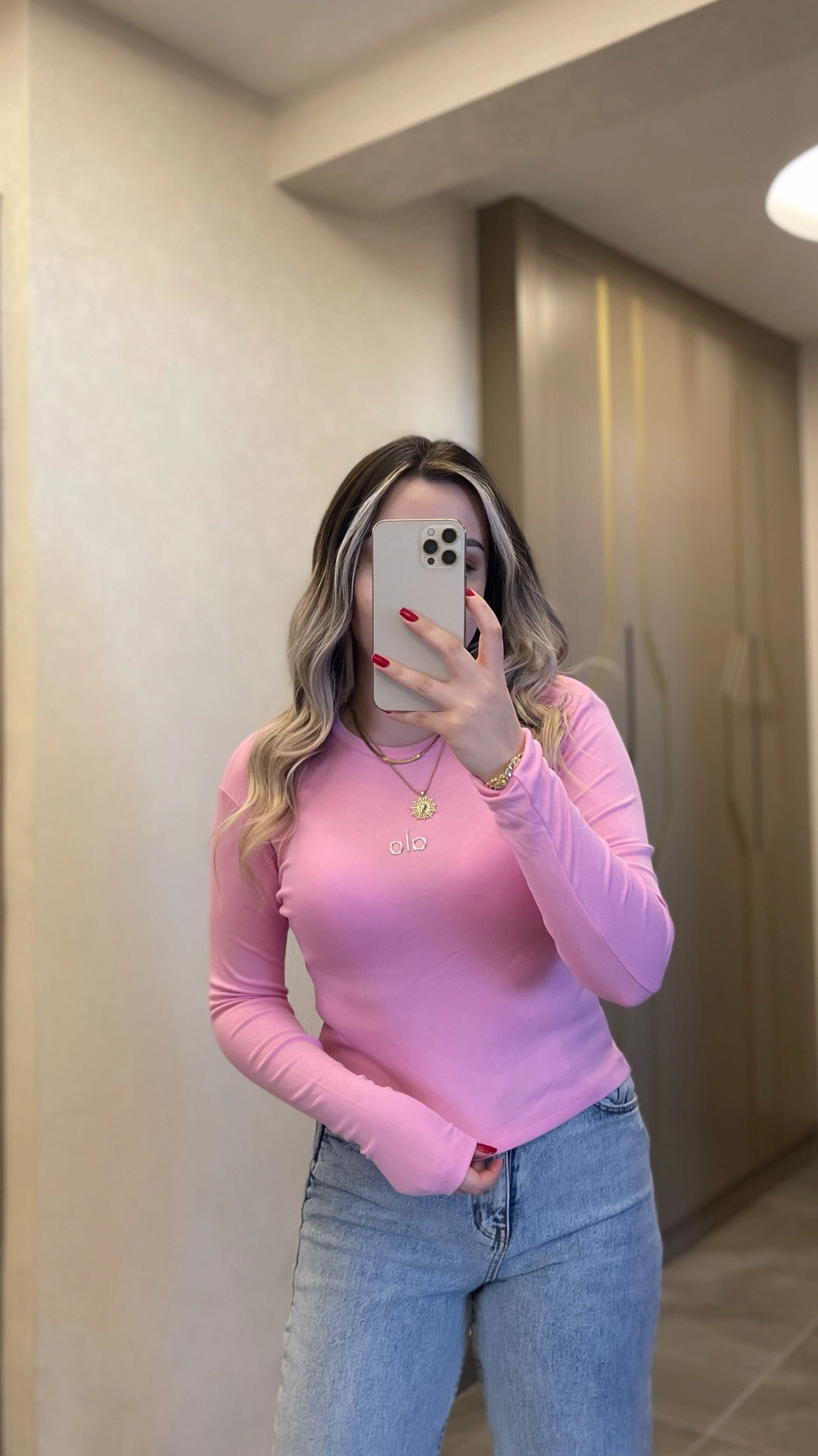 Alo Pembe Body