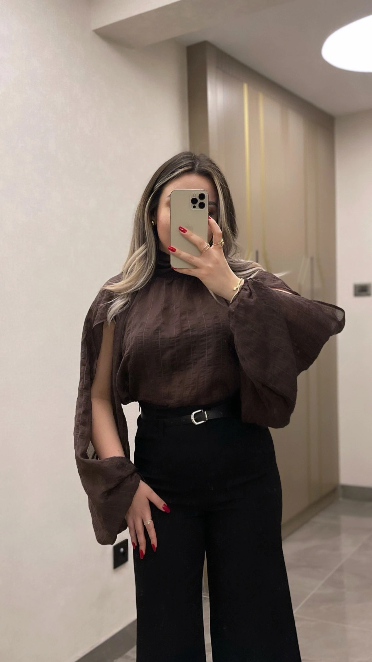 Kol Detaylı Acı Kahve Bluz