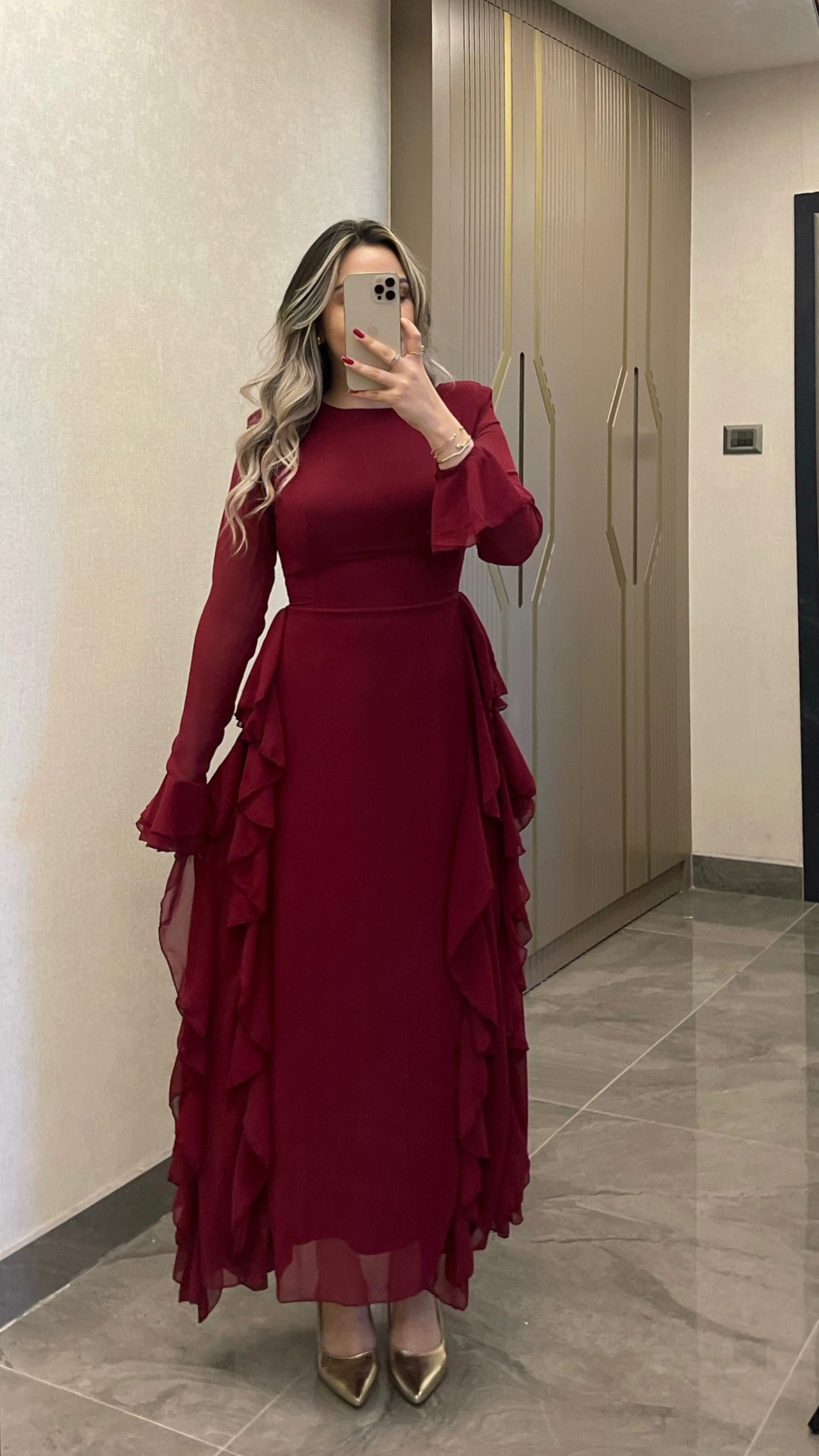 Bordo Volanlı Şifon Elbise
