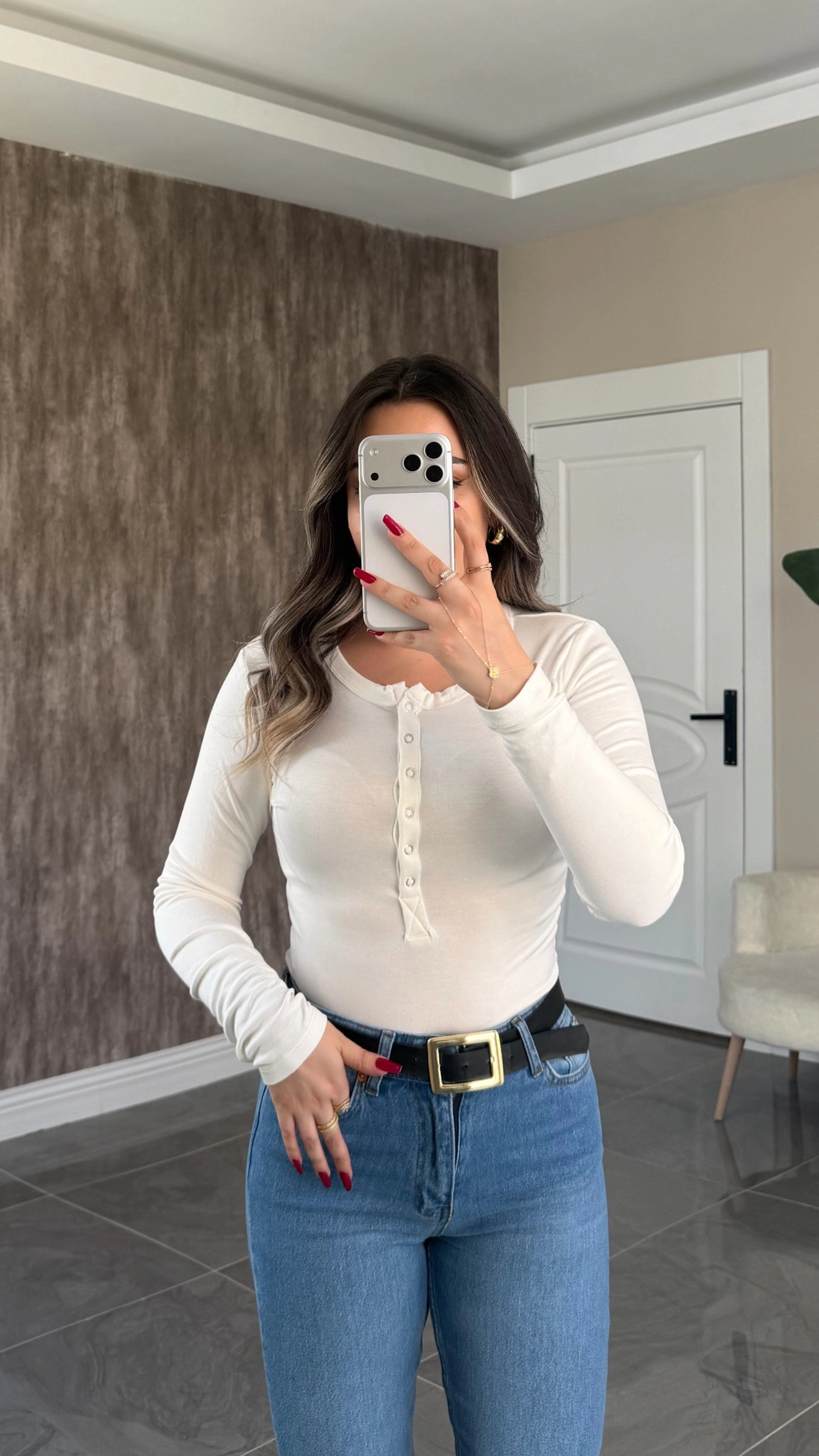 Beyaz Yarım Çıtçıtlı Modal Bluz
