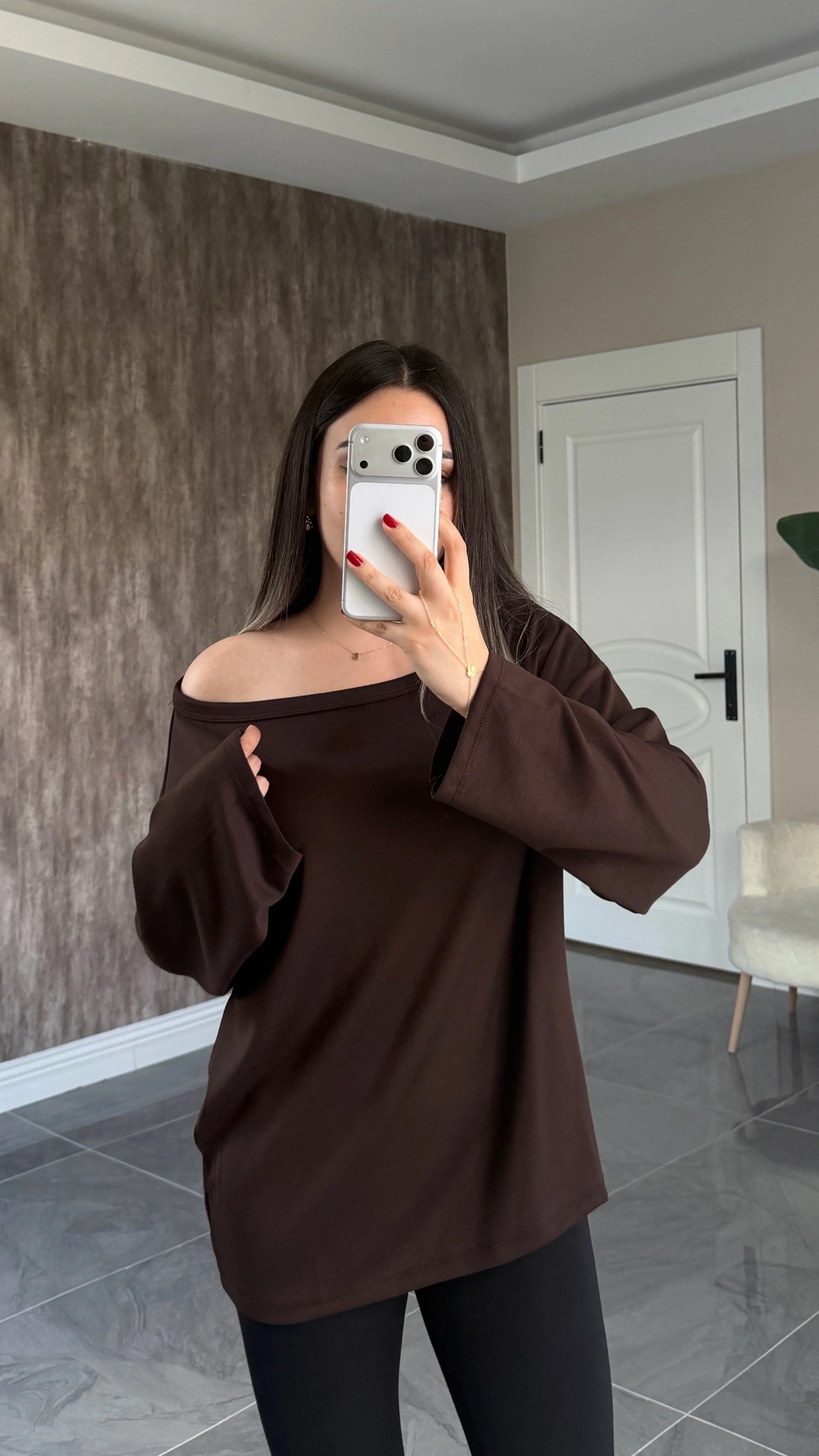 Acı Kahve Düşük Omuz Dökümlü Bluz