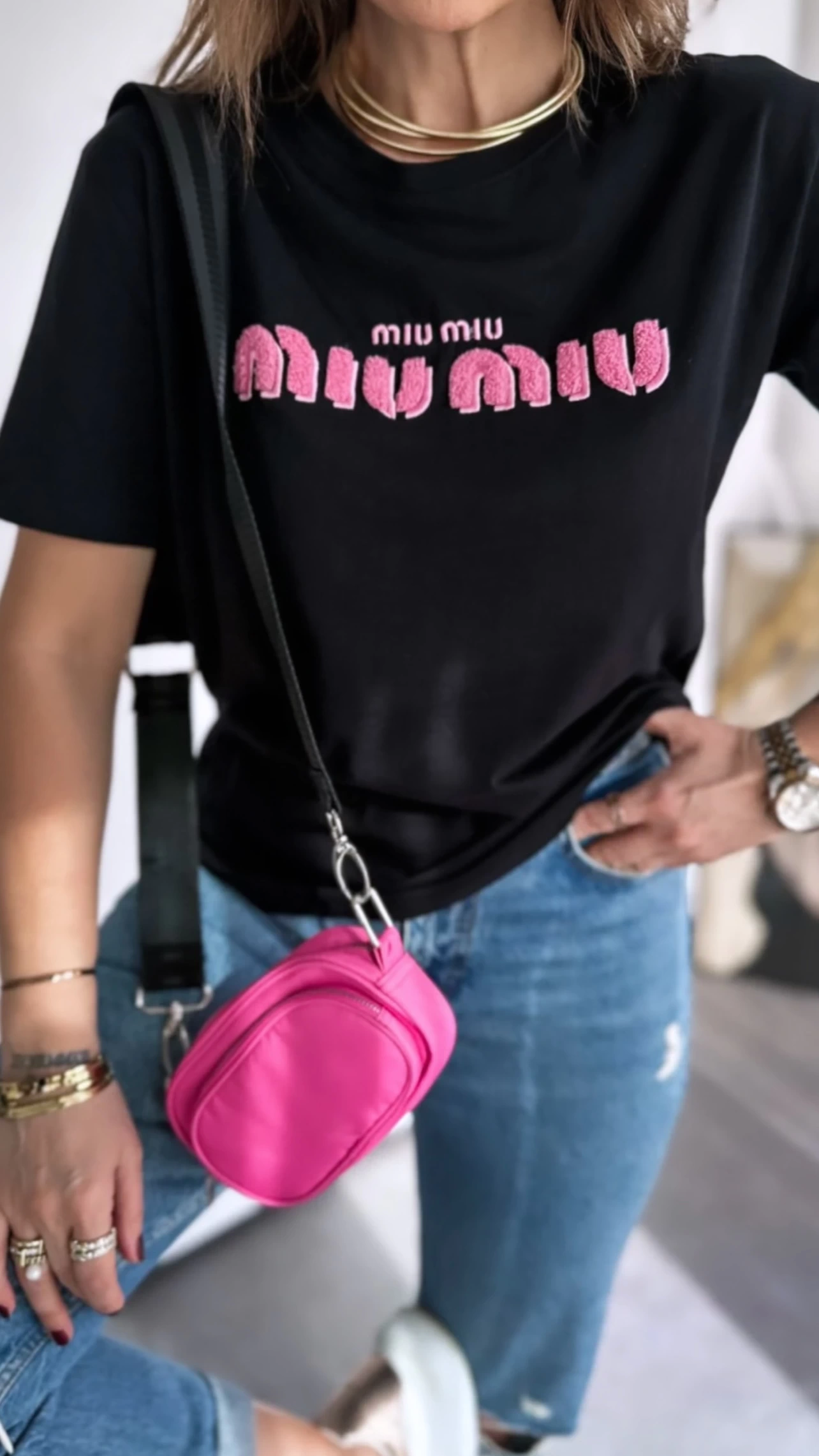 Miu Miu Kabartma Yazılı Siyah Tshirt