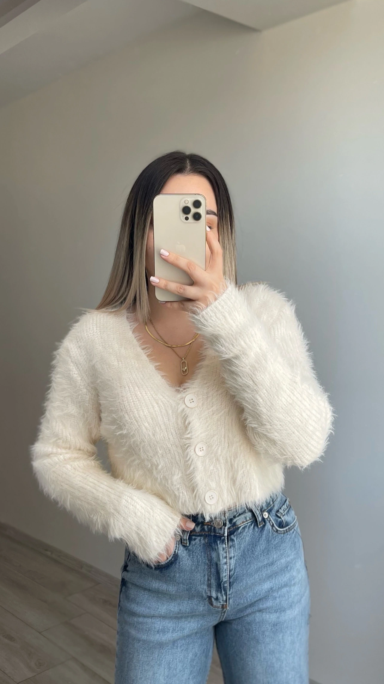 Sakallı Crop Kazak Ekru