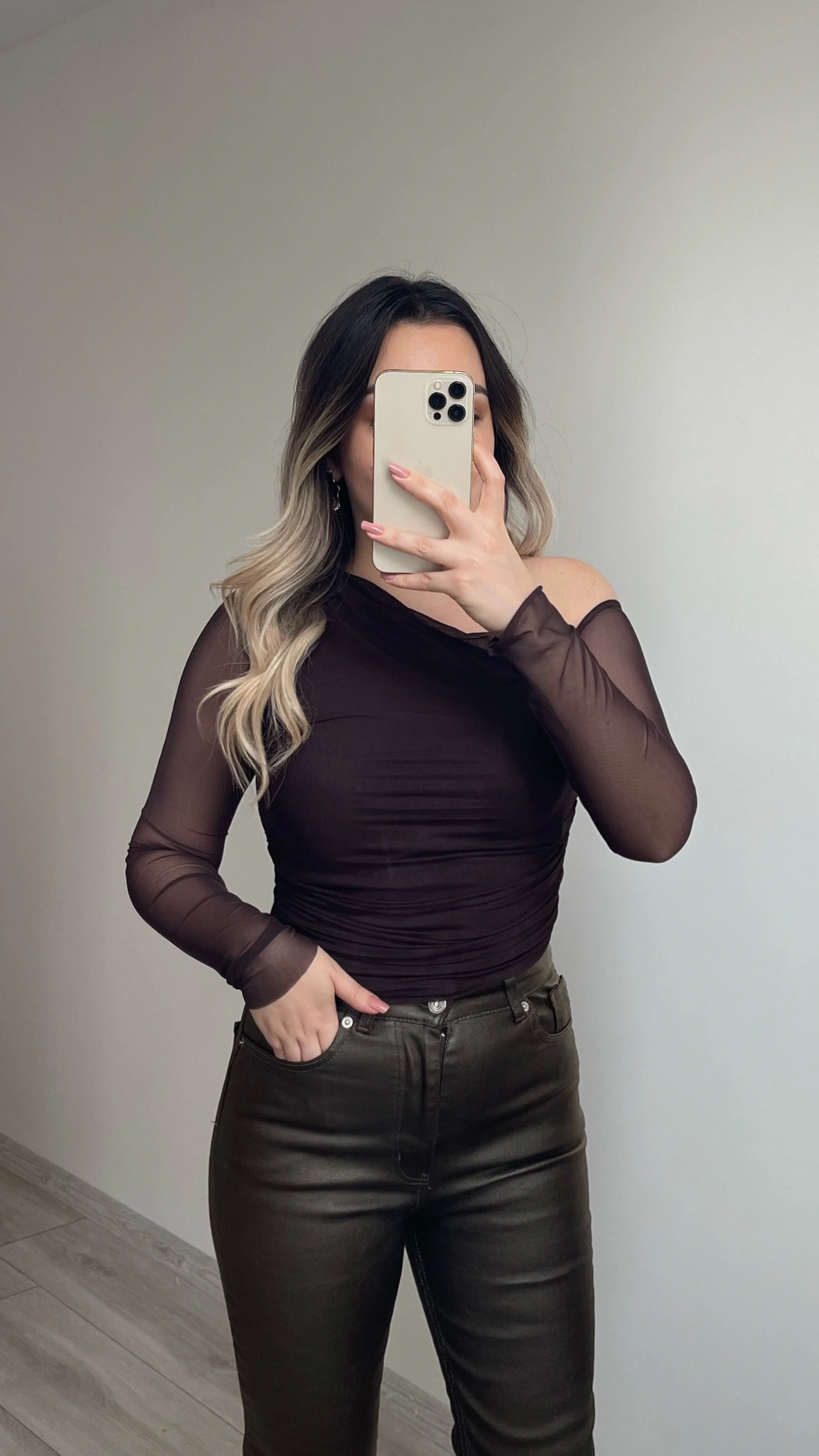 Acı Kahve Tül Bluz