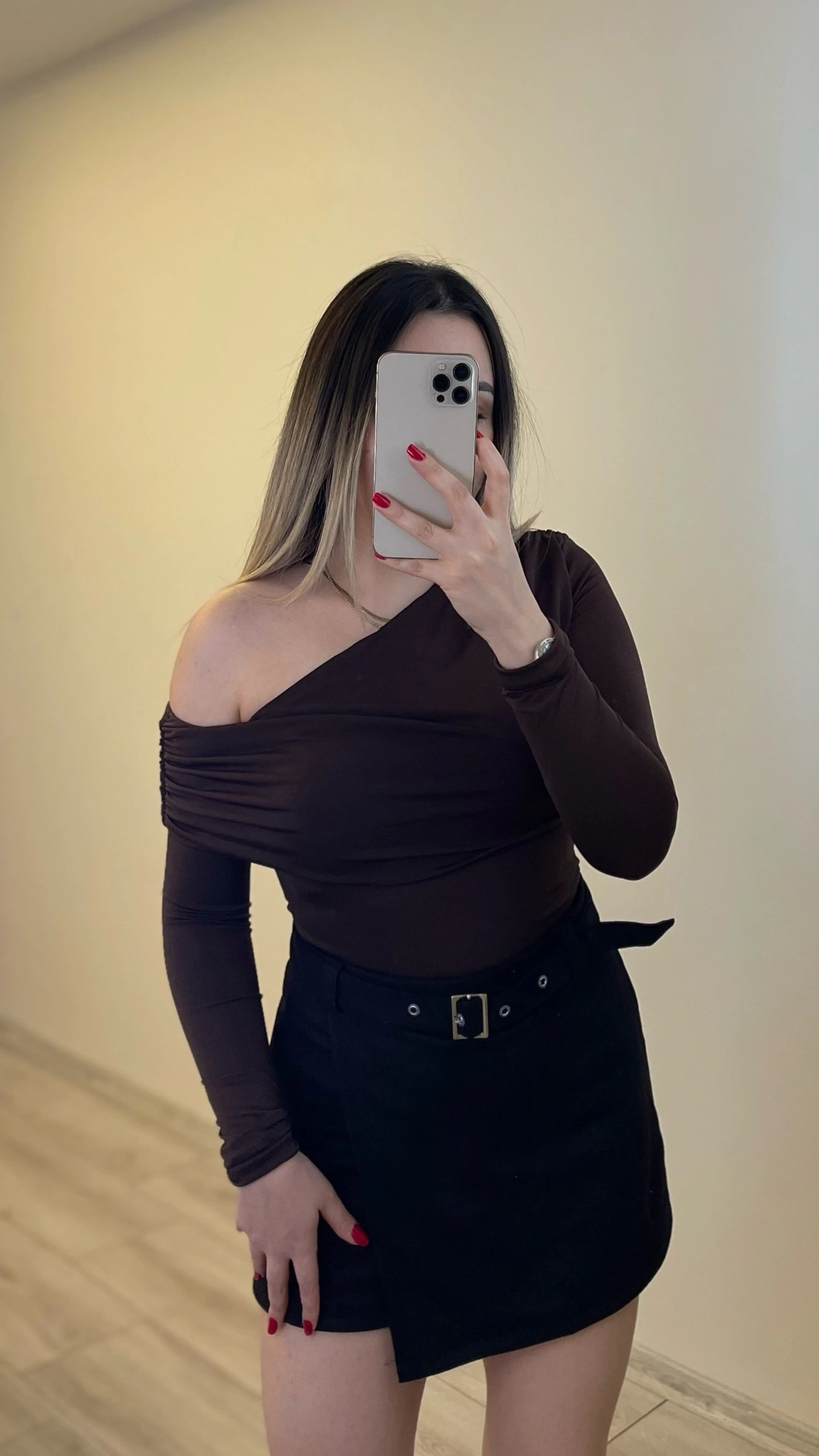 Acı Kahve Omuz Detaylı Bluz