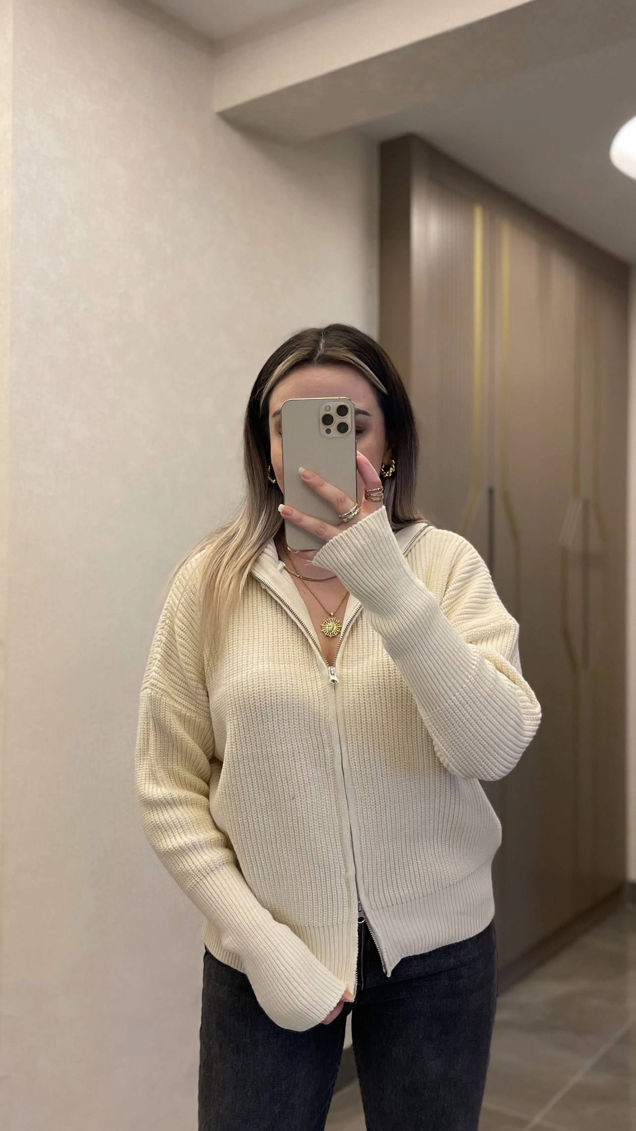 Ekru Çift Fermuarlı Hırka