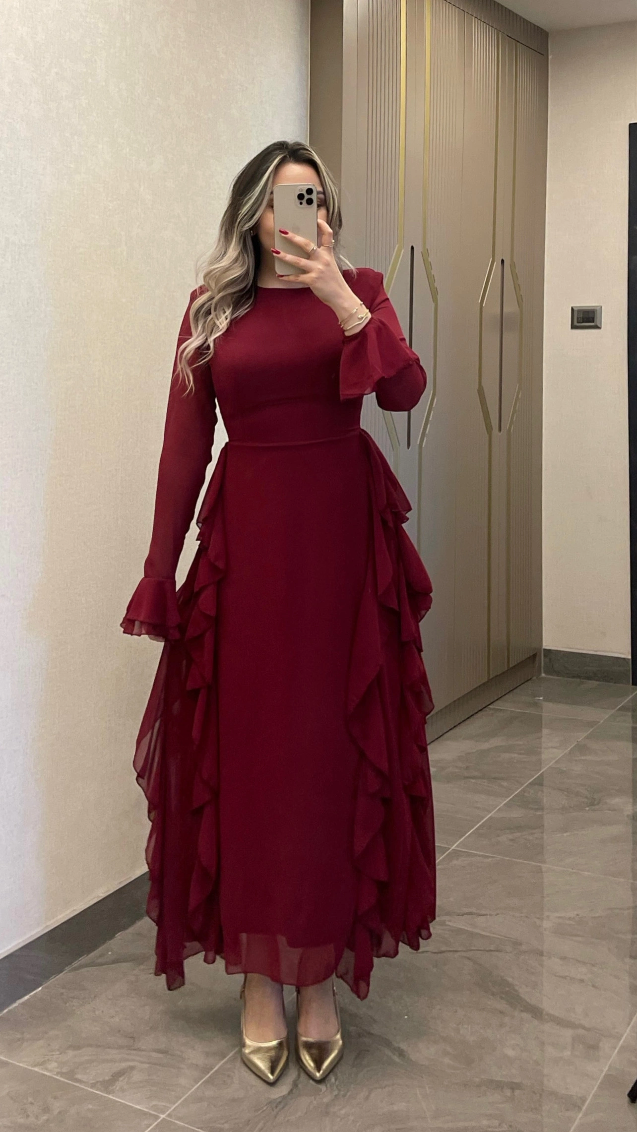 Bordo Volanlı Şifon Elbise