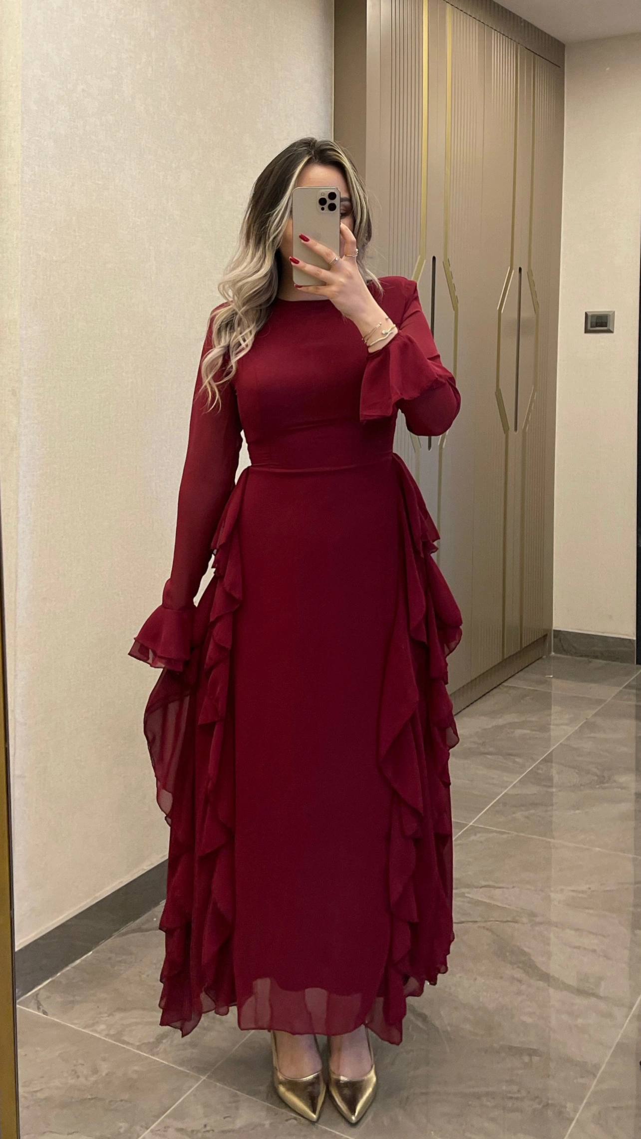 Bordo Volanlı Şifon Elbise