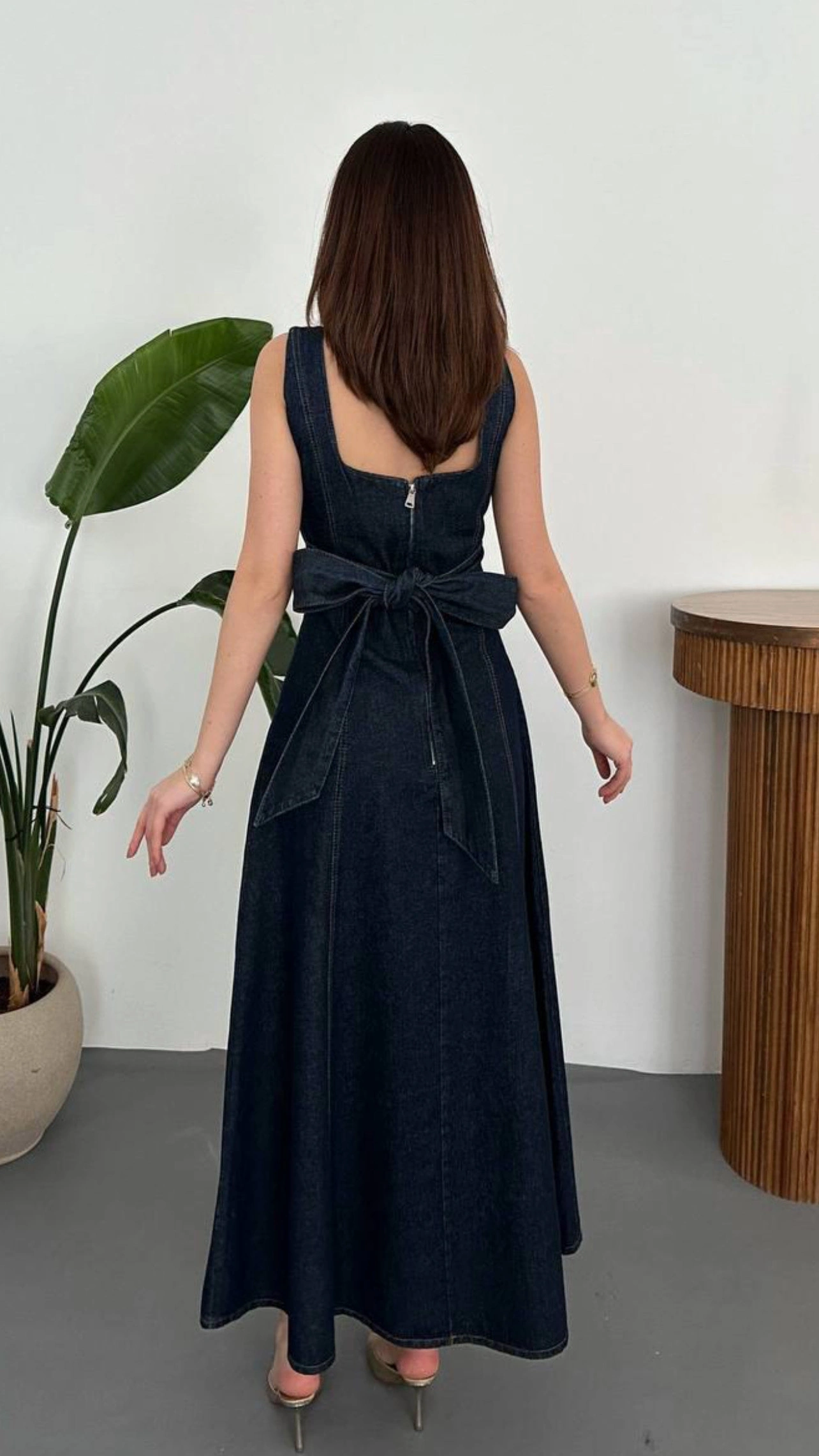 Süs Düğmeli Denim Elbise