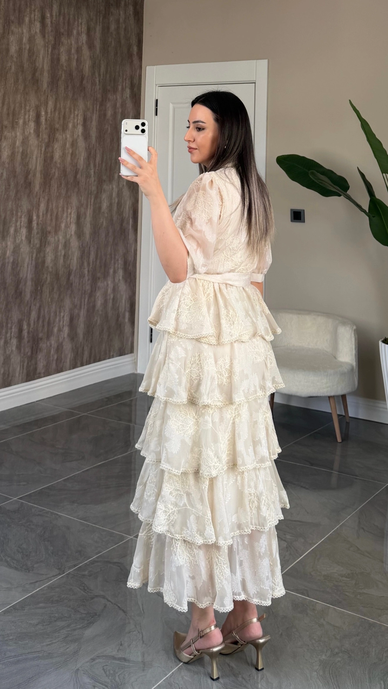 Yarım Kol Katkat Elbise Bej