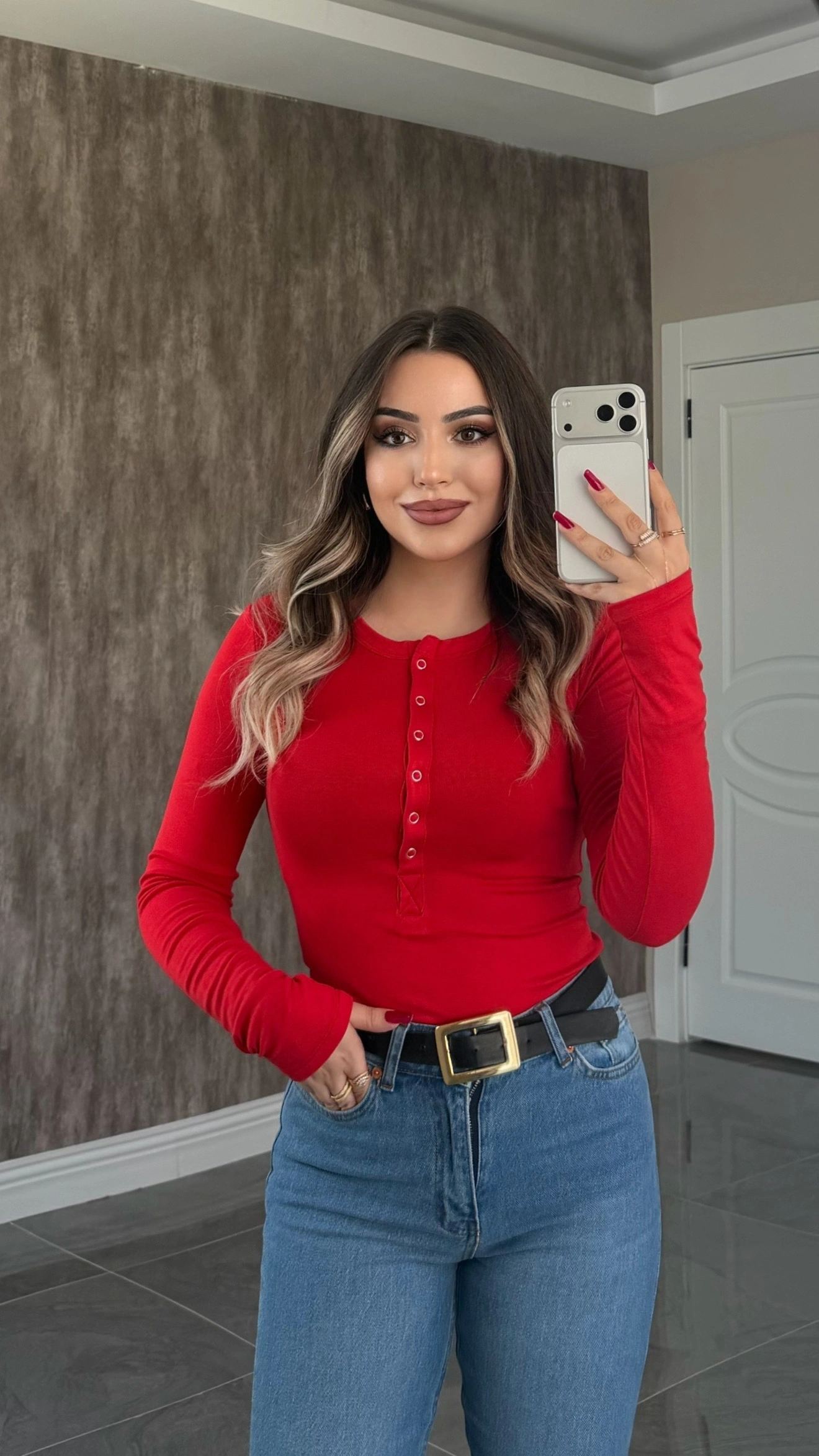 Kırmızı Yarım Çıtçıtlı Modal Bluz