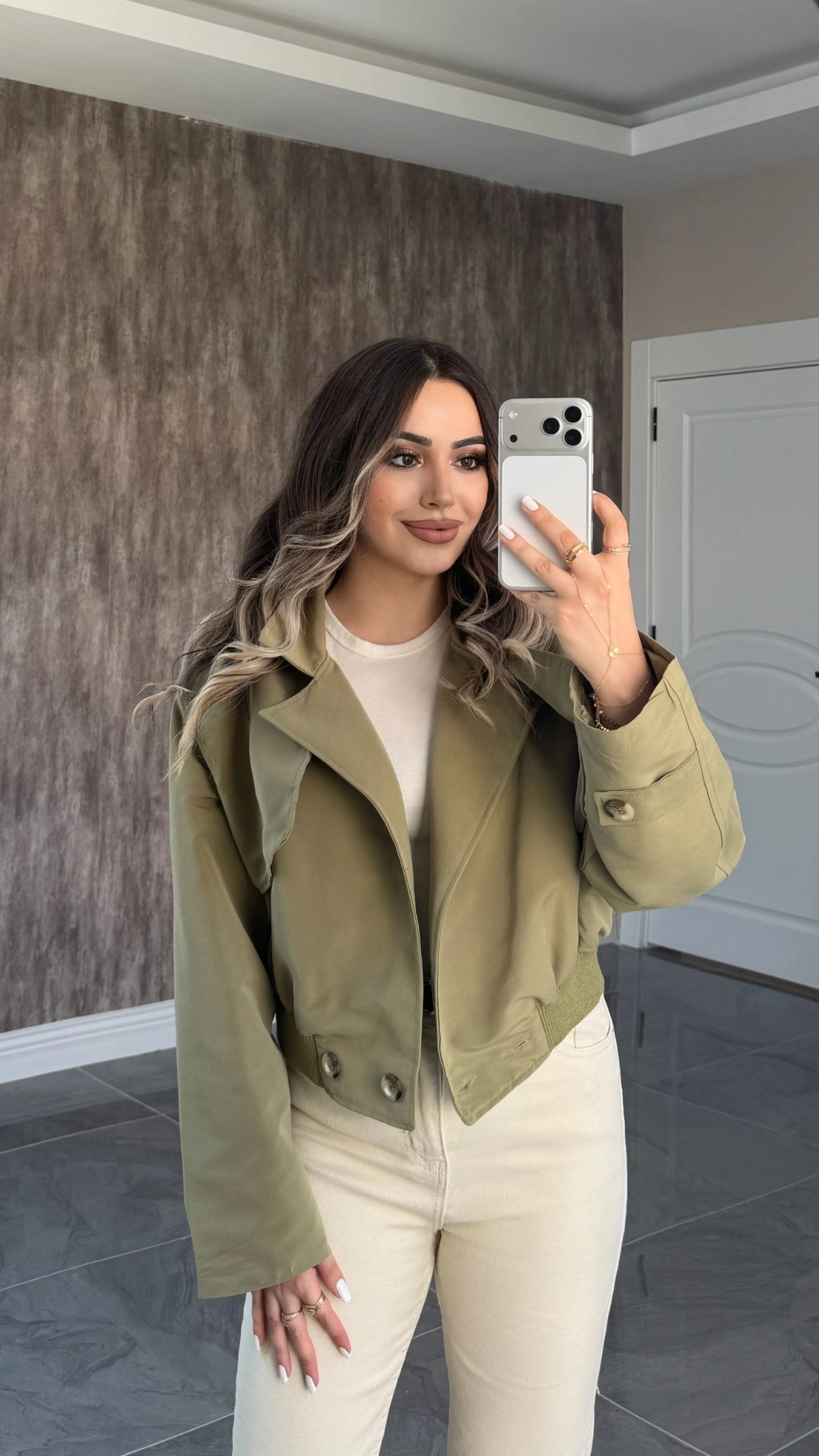 Yeşil Crop Trenç