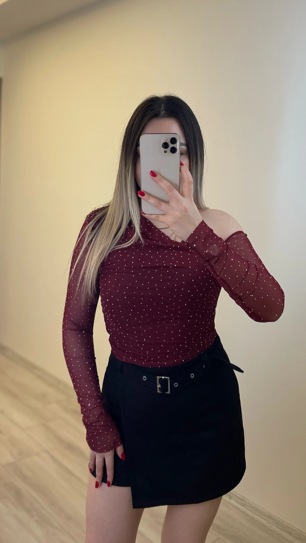 Işıltılı Bordo Bluz