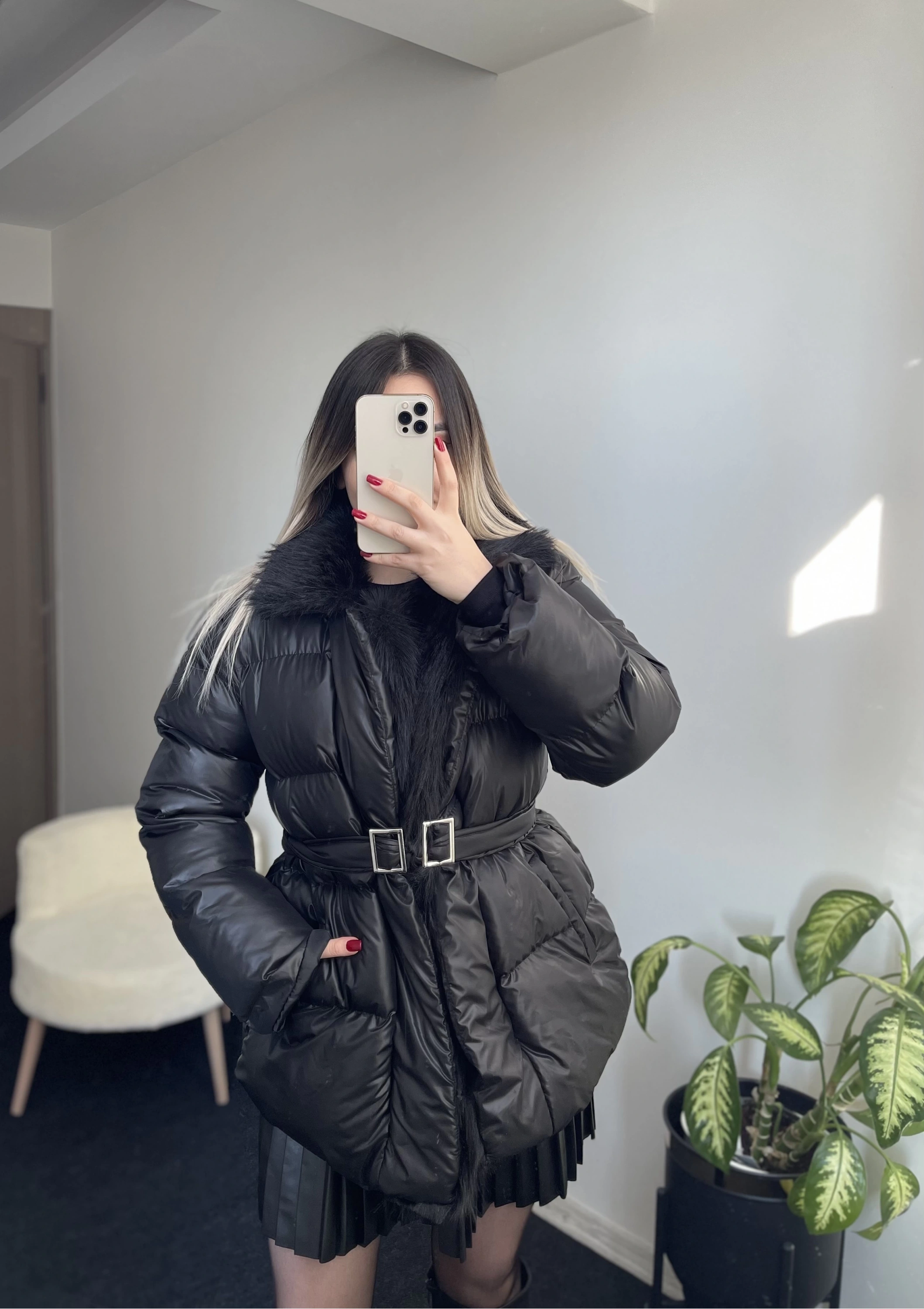Önü Kürklü Şişme Mont