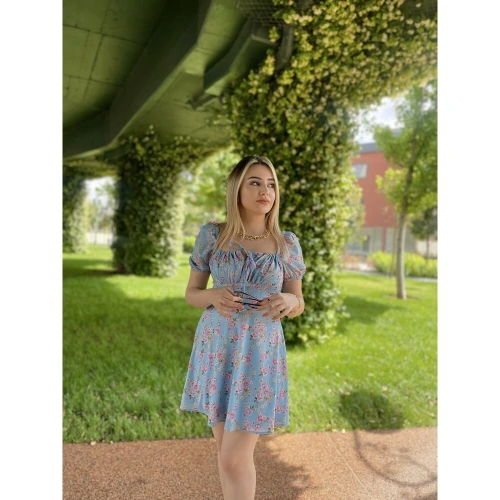 Mini Çiçek Desenli Elbiseler