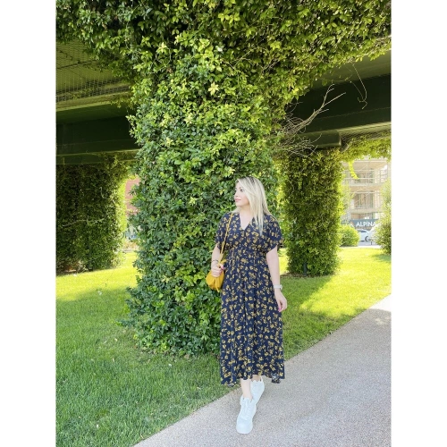 Mng Lacivert Çiçek Desenli Elbise