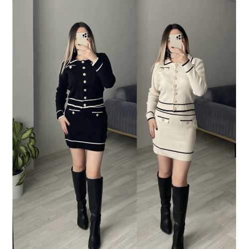 Gold Düğme Detaylı Triko Takım