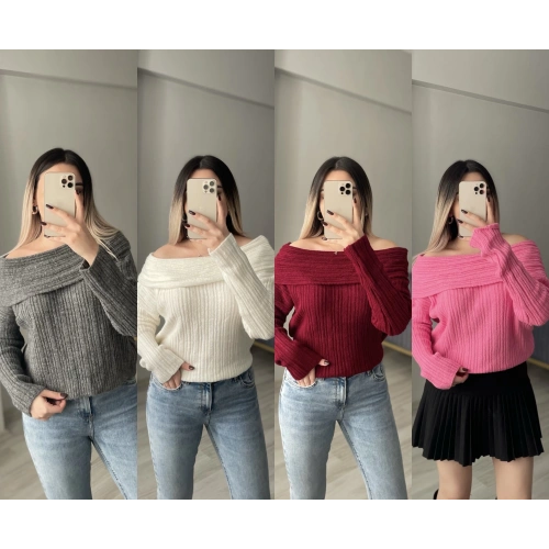 Madonna Yaka Trikolar