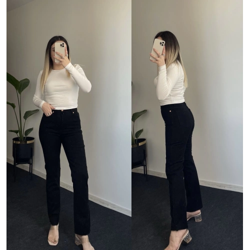 ZR Siyah Likralı Mom Fit Jean
