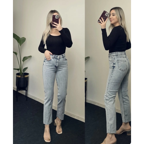 ZR Kar Yıkama Buz Mavisi Likralı Momfit Jean