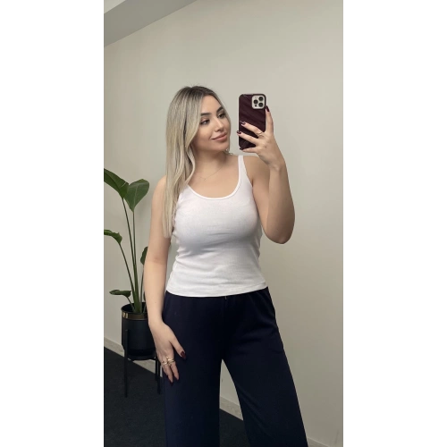 U Yaka Uzun Beyaz Atlet