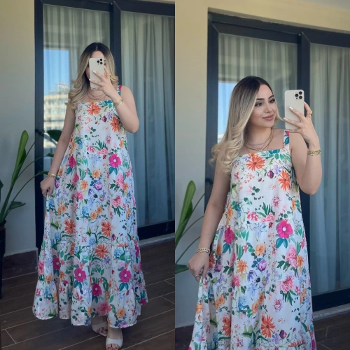 Çiçek Desenli Elbise